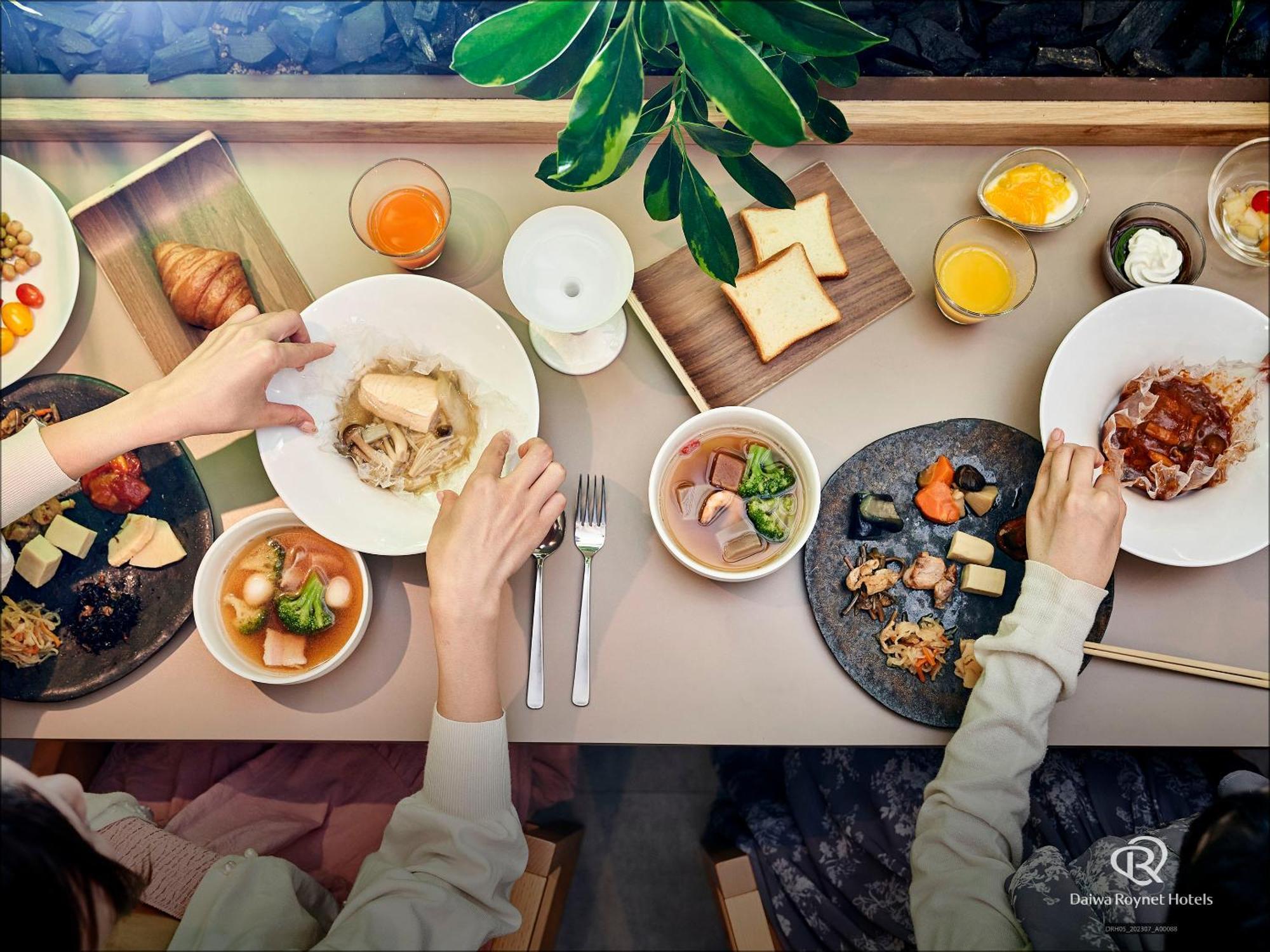 Daiwa Roynet Hotel Kyoto Shijo Karasuma Buitenkant foto